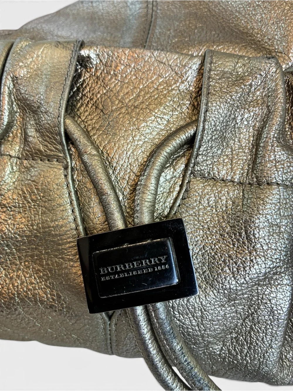 Burberry Metallic Leather Ruched Shoulder Bag Tote Check Lining Vintage Y2K